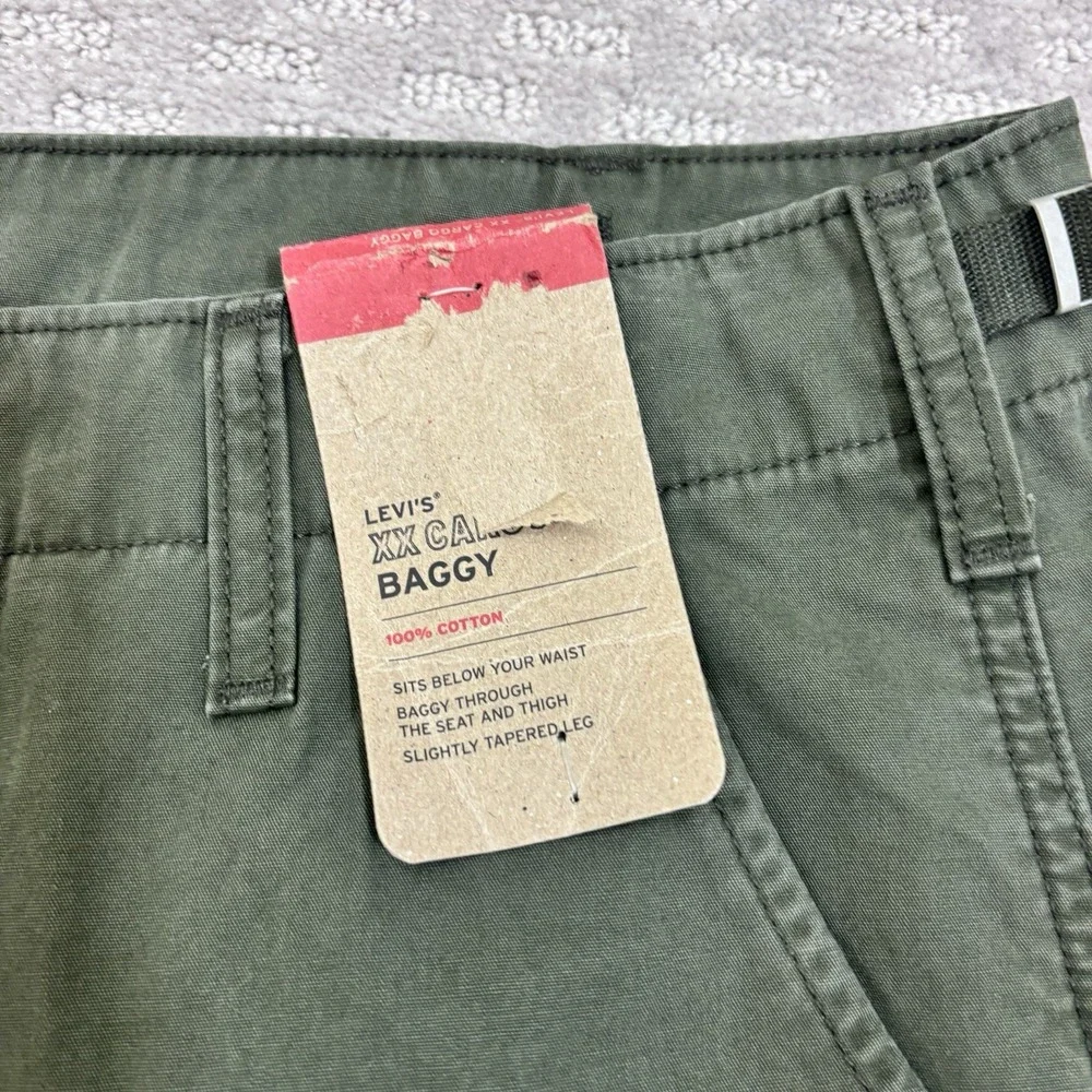 Levis Jeans XX Cargo Baggy Pants Midrise Baggy Green Slightly Tapered Leg 32X32